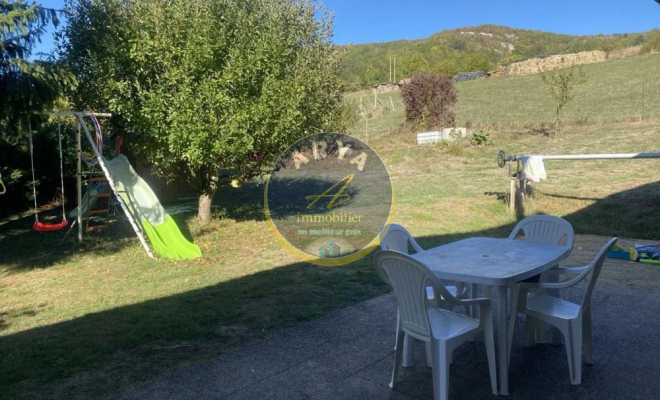 Belle maison avec quatre chambres sur un beau terrain au calme sans vis-à-vis, ARYA Immobilier, Estimation gratuite sous 48h