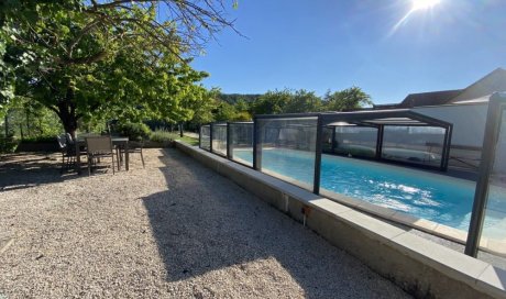 Belle demeure des années 1940, parfaitement rénovée, avec vue sur les collines, jardin, garage, piscine couverte chauffée à PLOMBIERES-LES-DIJON, Agence ARYA IMMOBILIER, Fleurey-sur-Ouche , estimation gratuite 